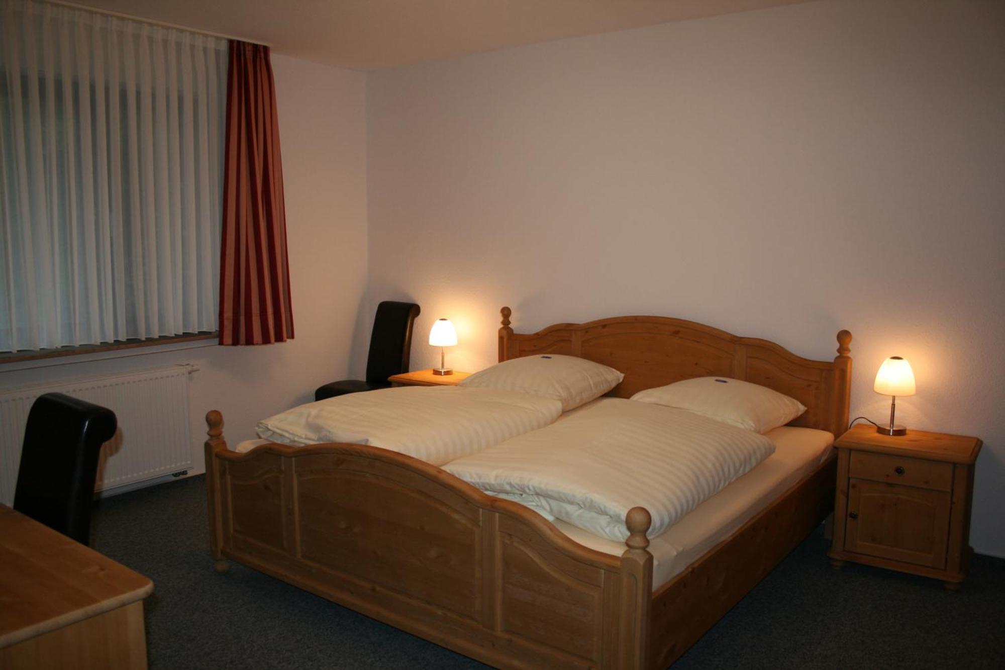 Hellmann\u00B4s Hotel Bremers Bauerndiele Wiefelstede Exterior foto