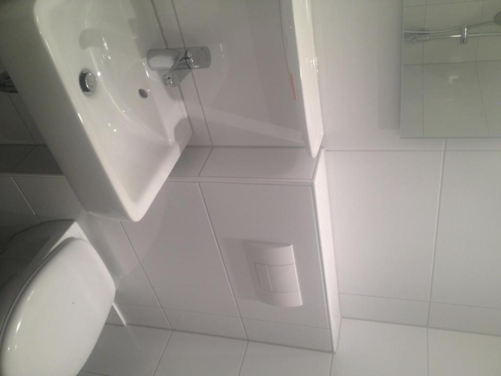 Hellmann\u00B4s Hotel Bremers Bauerndiele Wiefelstede Zimmer foto